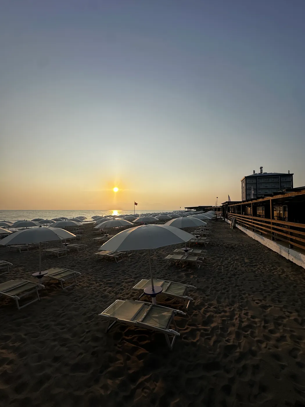 Tramonto sulla riva — Lido Riviera Spineta, Battipaglia