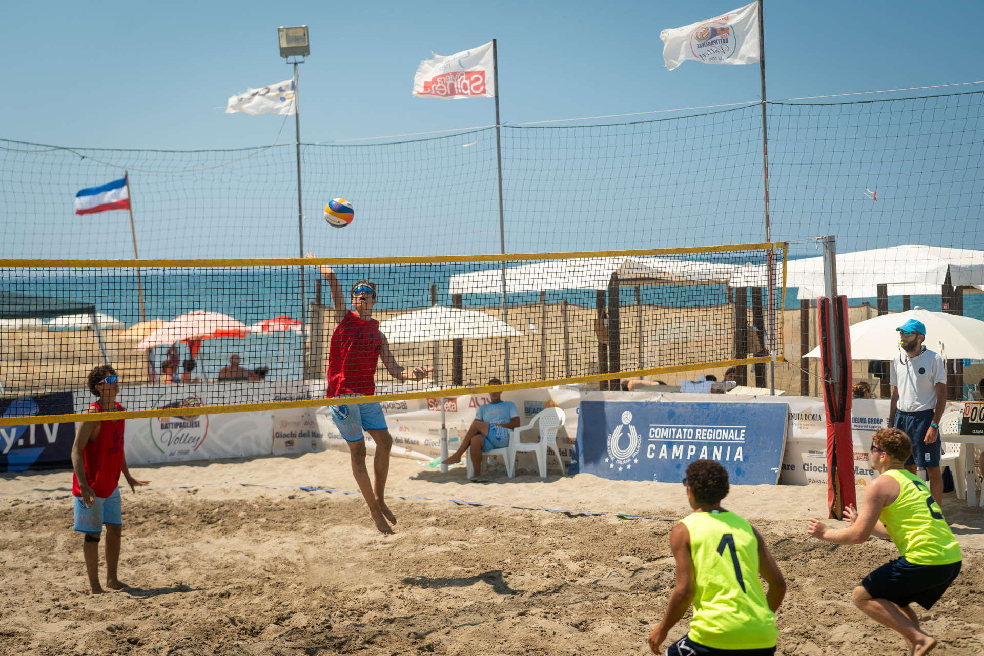 Ombrellone con lettini spaziosi e ordinati